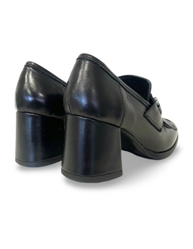 Mocassino nero con frangia