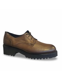 Stringata in pelle marrrone