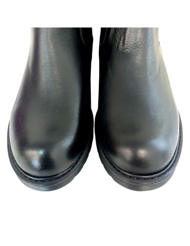 Beatles Sara in pelle nera