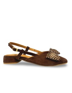 Ballerina con la punta e fiocchetto 2